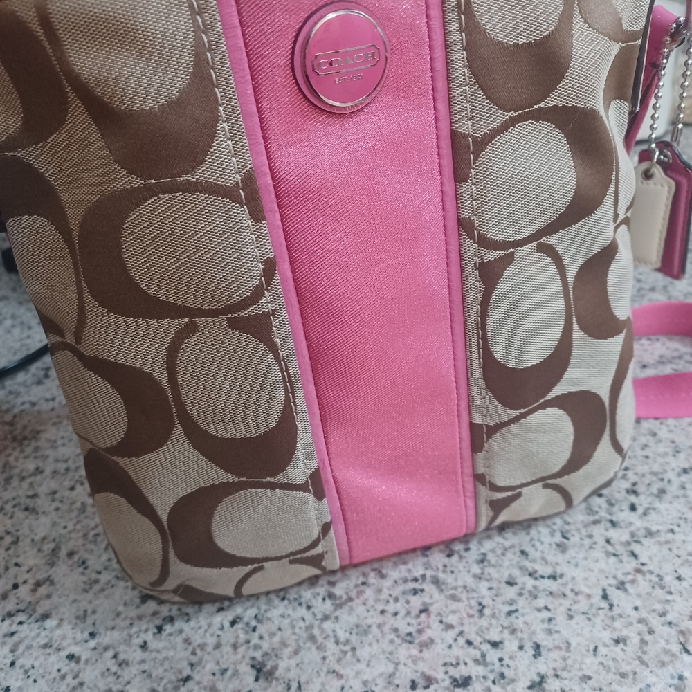 Coach handbag 👜 - Picture 7 of 12